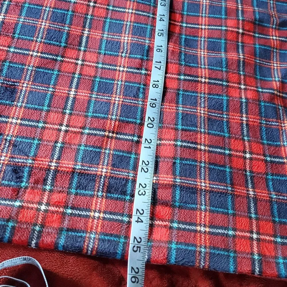Nautica Super Soft Velvet Feel 2pc Long Sleeve Top Pants Pajama Set in Red Plaid